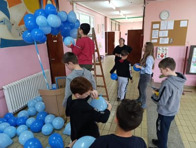 Фотографија из албума „Светски Дан Особа Са Аутизмом 2025“